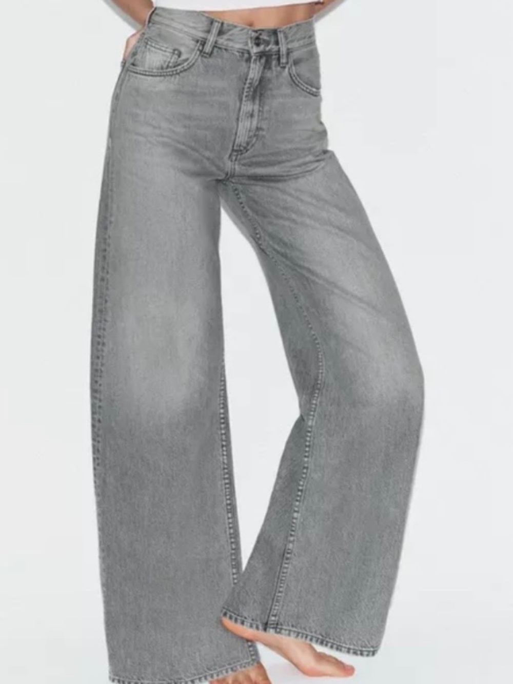 Zara High Rise Wide Leg Jeans in Grey